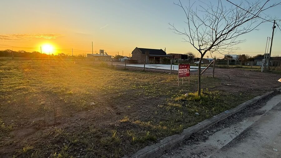 Terreno en venta ubicado en Oro Verde, loteo Oasis 3. Sup de 600 m2