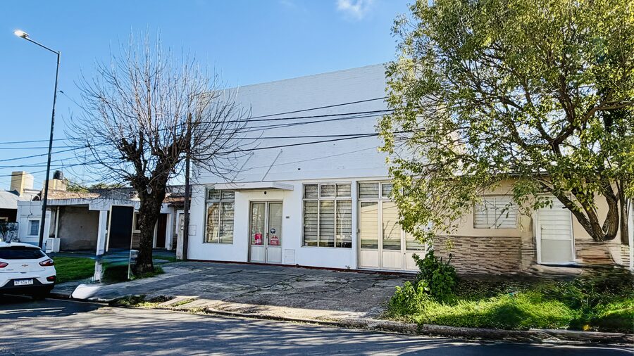 VENTA LOCAL COMERCIAL + CASA!