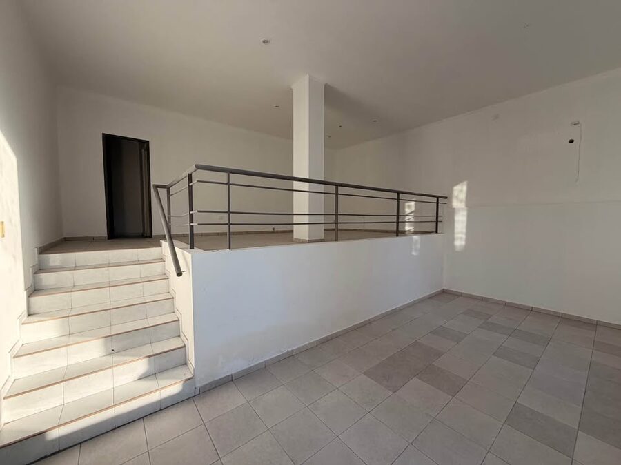 Local comercial calle YrigoyenN°84