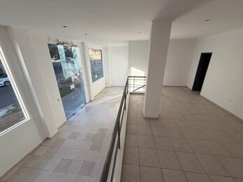Local comercial calle YrigoyenN°84