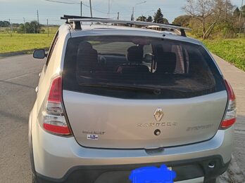 Renault Sandero Stepway 1.6 nafta