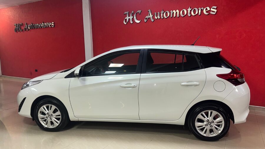 TOYOTA YARIS XLS FULL !!!