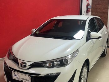 TOYOTA YARIS XLS FULL !!!