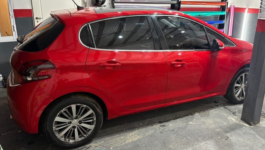 Peugeot 208 feline. 2017. Excelente estado