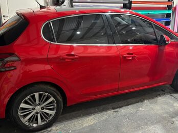 Peugeot 208 feline. 2017. Excelente estado