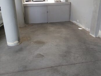 SE VENDE Y ALQUILA SEMIPISO C/ COCHERA , ZONA CENTRO !!!!