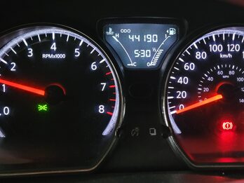 NISSAN VERSA IMPECABLE "UNICO" 44MIL KILOMETROS..!!