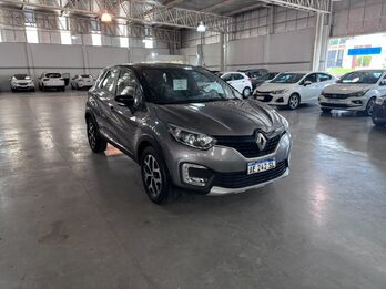 CAPTUR 2.0 INTENS MT - AÑO 2020 - 130.030KM