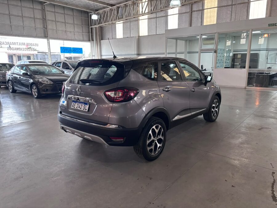 CAPTUR 2.0 INTENS MT - AÑO 2020 - 130.030KM