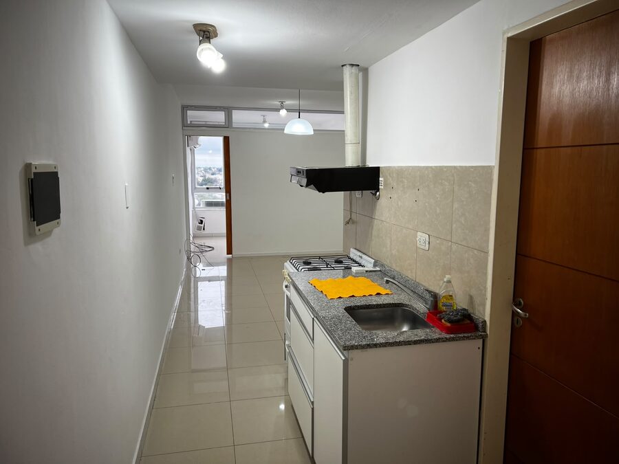 Departamento 1 dormitorio - Todos los servicios - Zona: Centro.