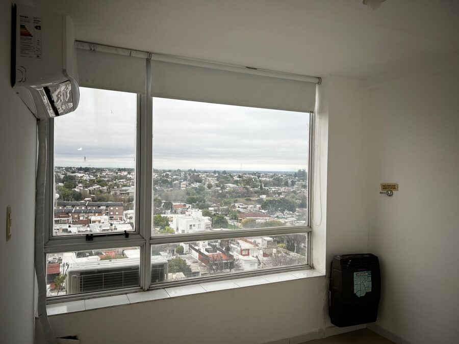 Departamento 1 dormitorio - Todos los servicios - Zona: Centro.