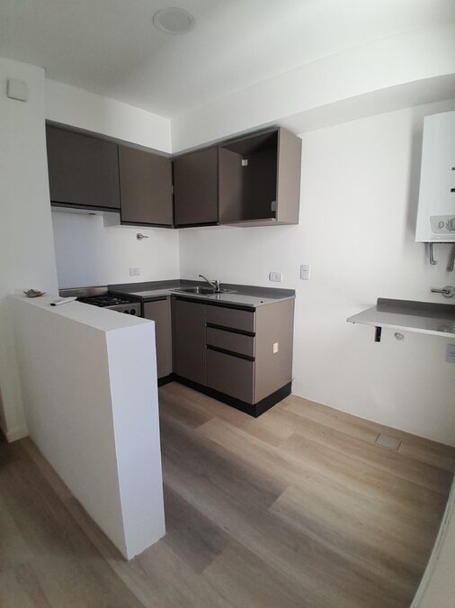 Alquilamos dpto de 1 dormitorio calle 25 de Mayo esquina Palma Ed las Moras