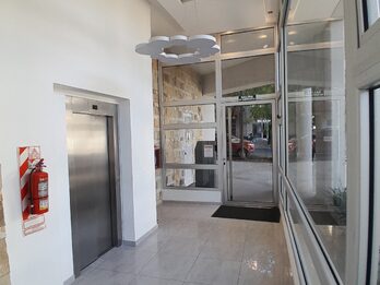 Alquilamos dpto de 1 dormitorio calle 25 de Mayo esquina Palma Ed las Moras