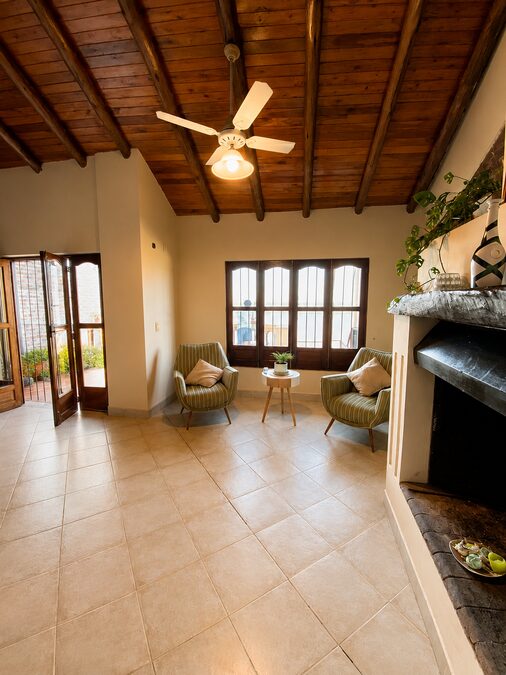 CASA SOBRE EL RÍO PARANÁ