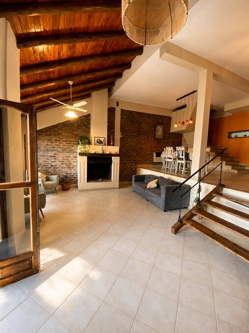 CASA SOBRE EL RÍO PARANÁ