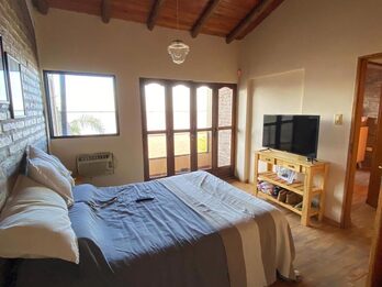 CASA SOBRE EL RÍO PARANÁ