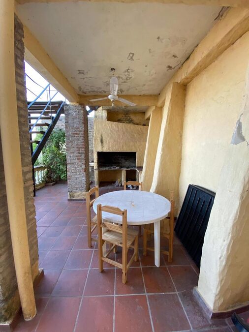 CASA SOBRE EL RÍO PARANÁ