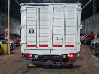 Vendo en muy buen estado Mercedes Benz 710 / 1993