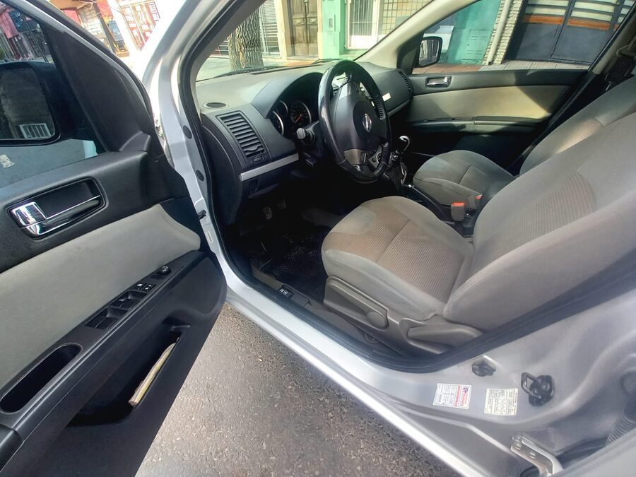 NISSAN SENTRA
