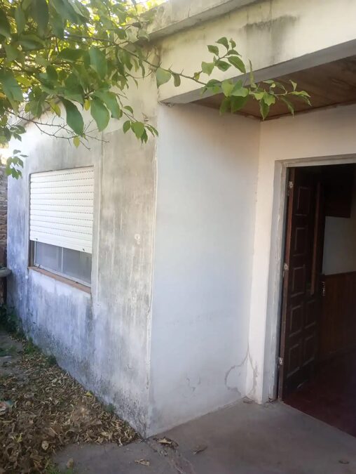 CASA A RECICLAR ZONA DON BOSCO Y RONDEAU