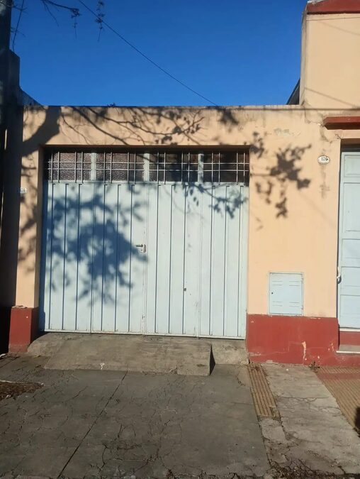 CASA A REFACCIONAR ZONA CASA GOBIERNO