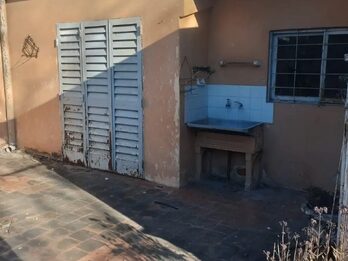 CASA A REFACCIONAR ZONA CASA GOBIERNO