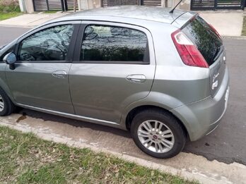 Fiat Punto 2011 - 1.4 Attractive naftero