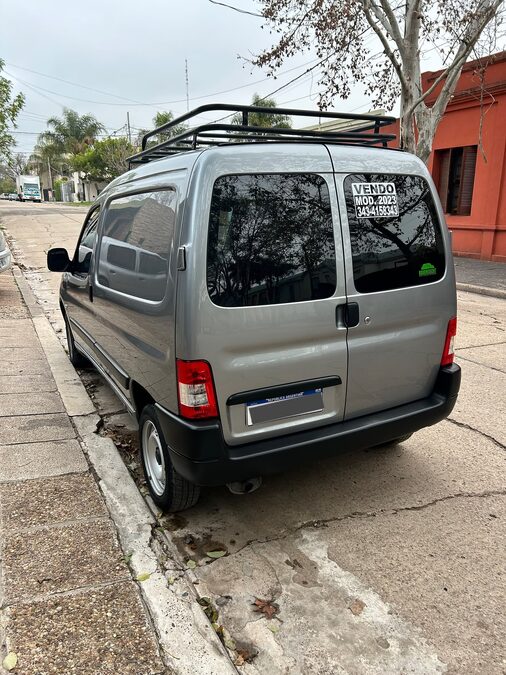 VENDO PARTNER IMPECABLE  GNC (1.6 CONFORT L/23)