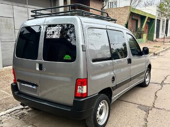 VENDO PARTNER IMPECABLE  GNC (1.6 CONFORT L/23)