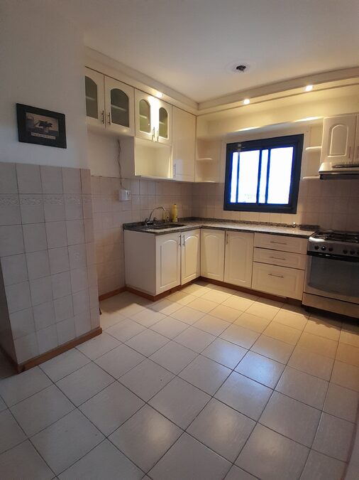 Alquilamos dpto de 3 dormitorios calle Cervantes 550