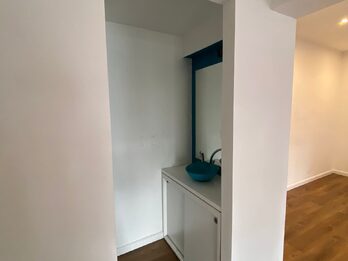 DUEÑO ALQUILA LOCAL CALLE SAN MARTIN 197 "IMPECABLE" ZONA PARQUE URQUIZA