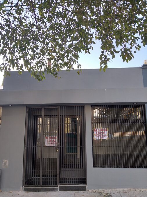 DUEÑO ALQUILA LOCAL CALLE SAN MARTIN 197 "IMPECABLE" ZONA PARQUE URQUIZA