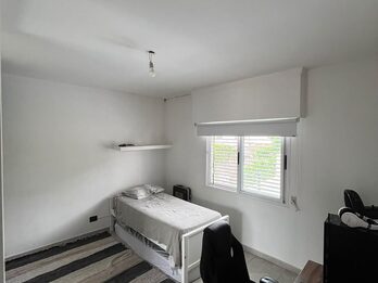 CASA 4 DORM, COCHERA PASANTE + PILETA / ZONA  ALMAFUERTE