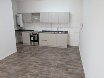 "DUEÑO DIRECTO"  ALQUILA Departamento de 1 dormitorio (a estrenar)  calle 25 de mayo 571