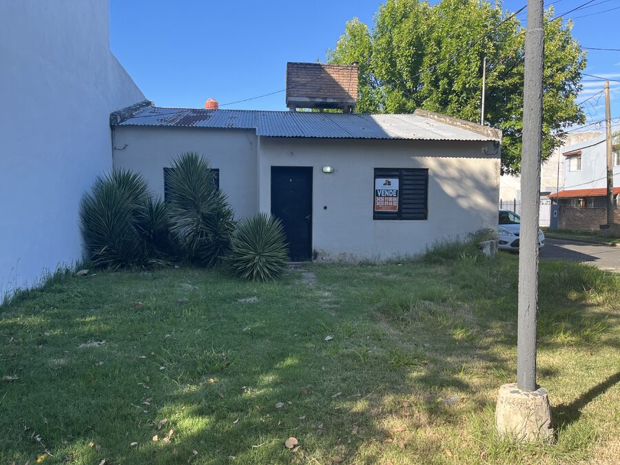 ALQUILER CASA CON PATIO🏠