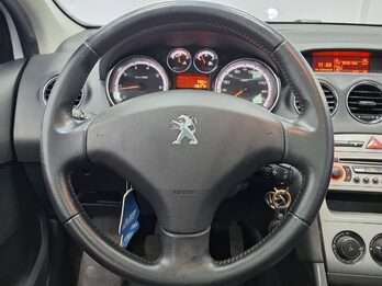PEUGEOT 308 ALLURE 1.6 – 2013 – 138000 KM