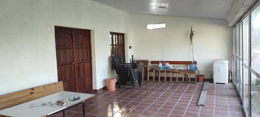 Casa dos dormitorios/dos baños/CocinaComedor/dpto en construccion/ amplio espacio verde