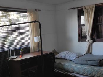 Casa dos dormitorios/dos baños/CocinaComedor/dpto en construccion/ amplio espacio verde