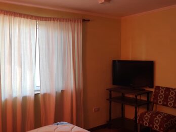 Casa dos dormitorios/dos baños/CocinaComedor/dpto en construccion/ amplio espacio verde