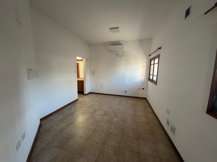 ALQUILO 1 DORMITORIO - 25 DE JUNIO Y CORDOBA