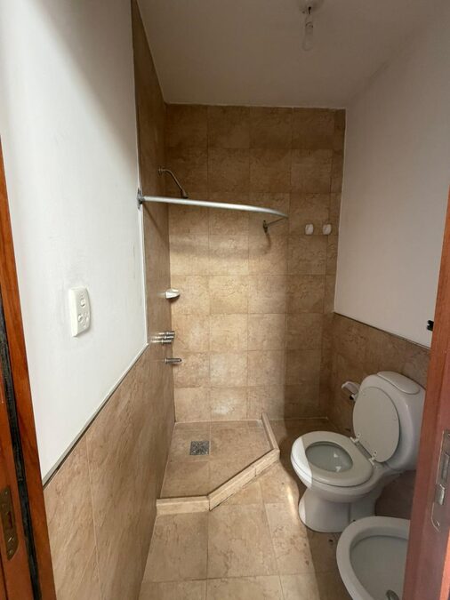 ALQUILO 1 DORMITORIO - 25 DE JUNIO Y CORDOBA