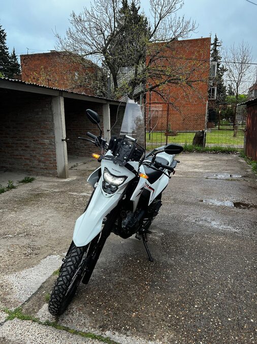 HONDA TORNADO 300L