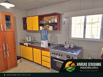 CASA en Venta en Villa Fontana: APTA CRÉDITO, Lista para HABITAR con PLANOS APROBADOS