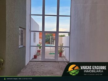 CASA en Venta en Villa Fontana: APTA CRÉDITO, Lista para HABITAR con PLANOS APROBADOS
