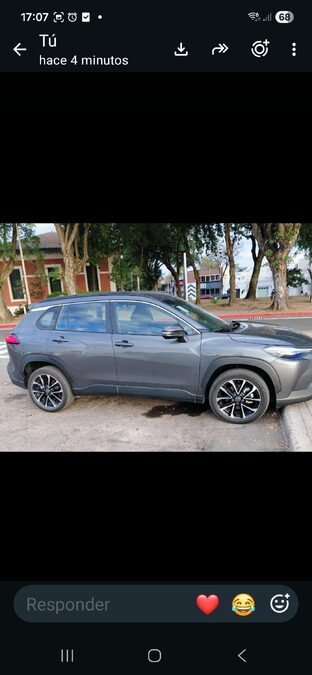 Vendo Toyota cross híbrido seg 2023