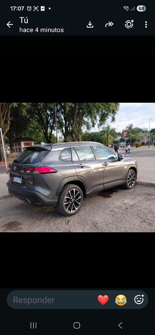 Vendo Toyota cross híbrido seg 2023