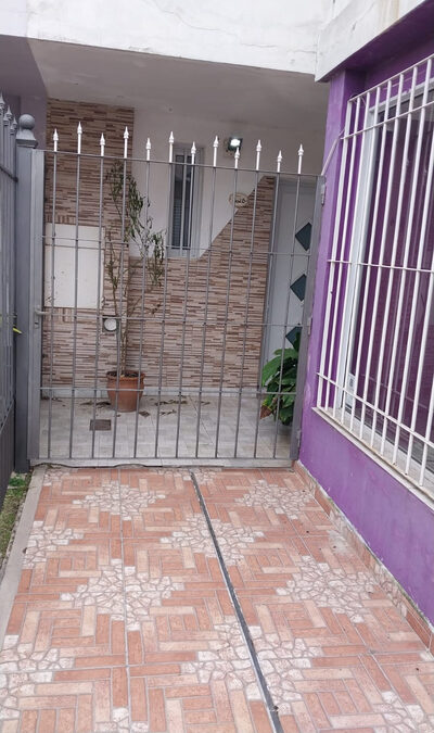 Vendo duplex de 2 dorm. Barrio Paraná 2
