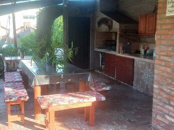 VENDO CASA QUINTA ESPECTACULAR SAUCE MONTRULL