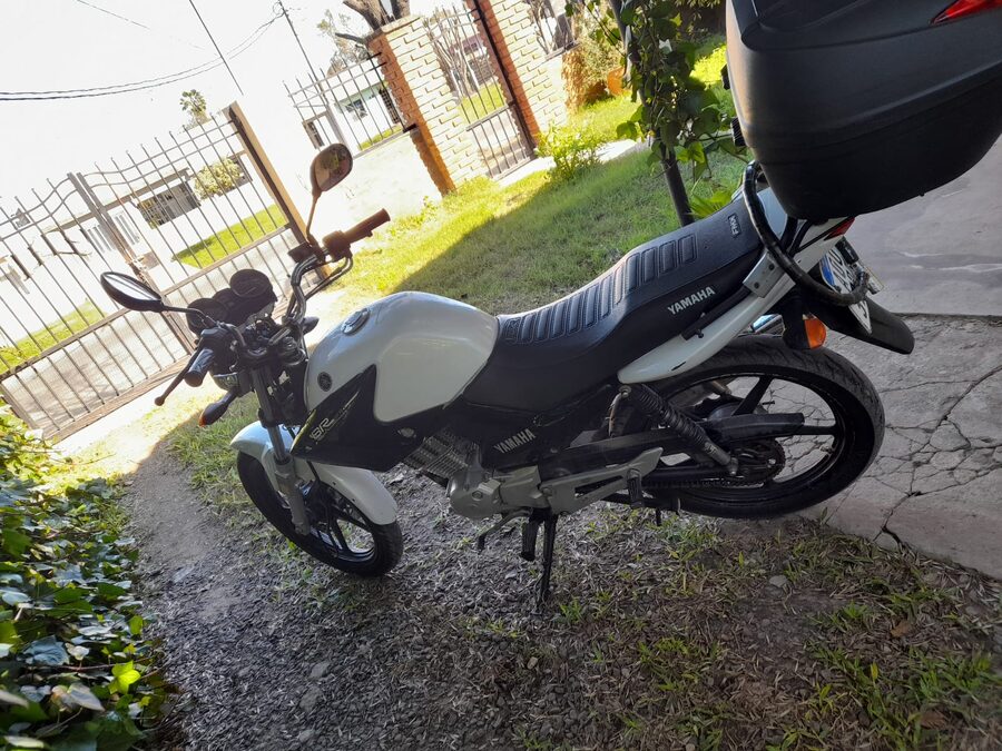 Titular vende Yamaha YBR 125