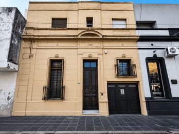 4 dormitorios, Impecable , Centro de Parana C/, Tcuman y Laprida